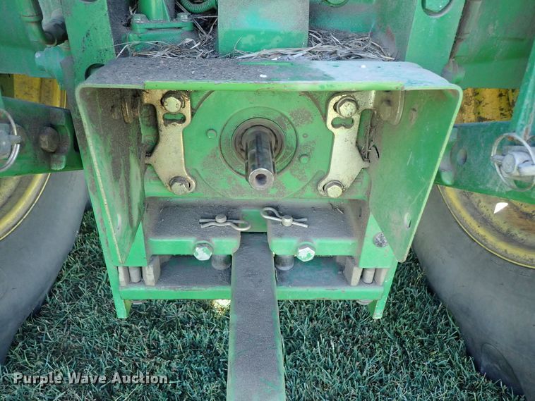 image for item DE5485 2005 John Deere 6615 MFWD tractor