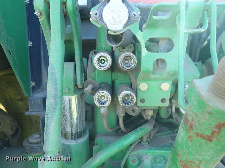 image for item DE5485 2005 John Deere 6615 MFWD tractor
