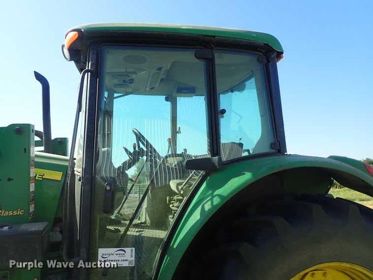 image for item DE5485 2005 John Deere 6615 MFWD tractor