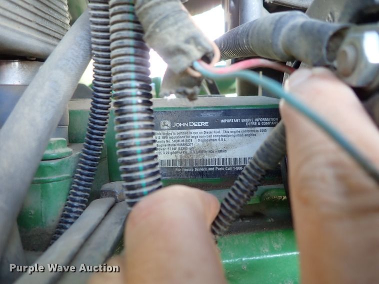 image for item DE5485 2005 John Deere 6615 MFWD tractor