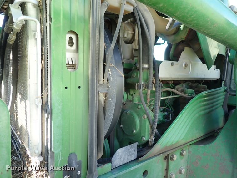 image for item DE5485 2005 John Deere 6615 MFWD tractor