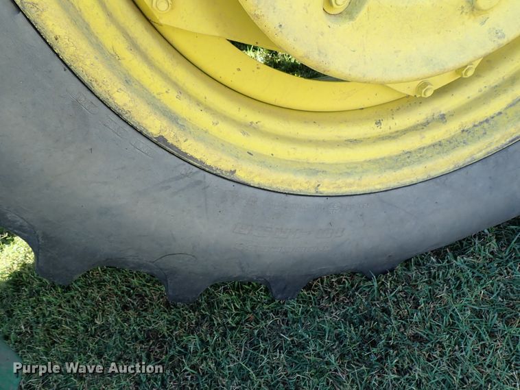 image for item DE5485 2005 John Deere 6615 MFWD tractor