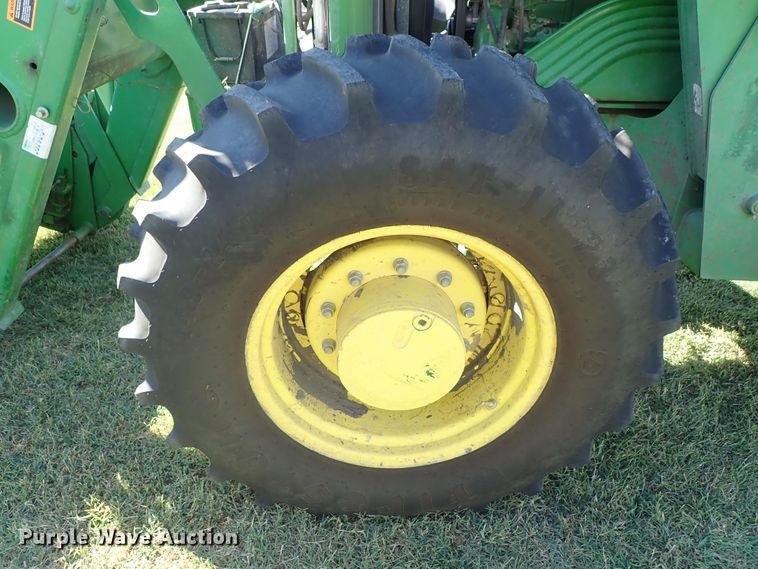 image for item DE5485 2005 John Deere 6615 MFWD tractor