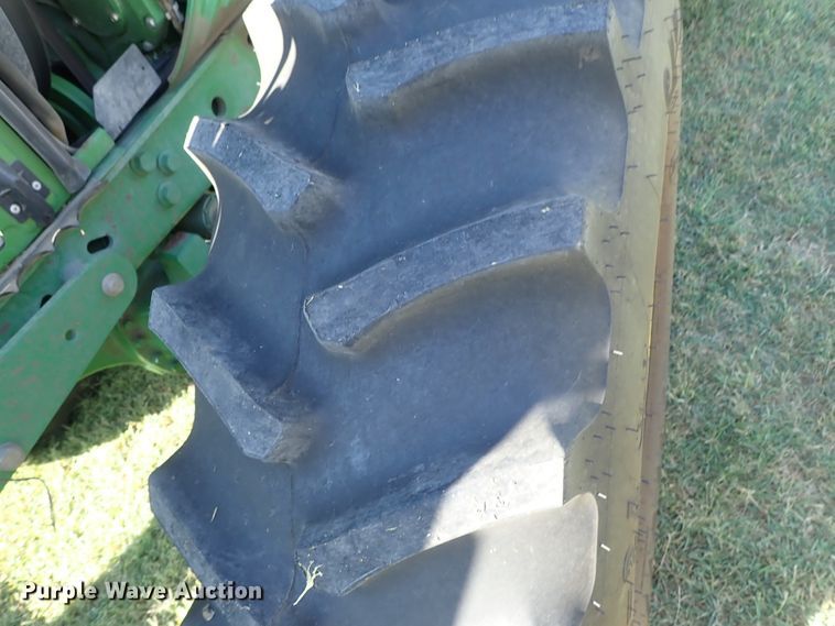 image for item DE5485 2005 John Deere 6615 MFWD tractor