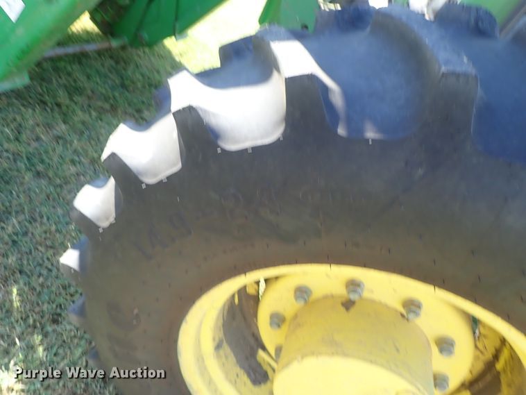 image for item DE5485 2005 John Deere 6615 MFWD tractor