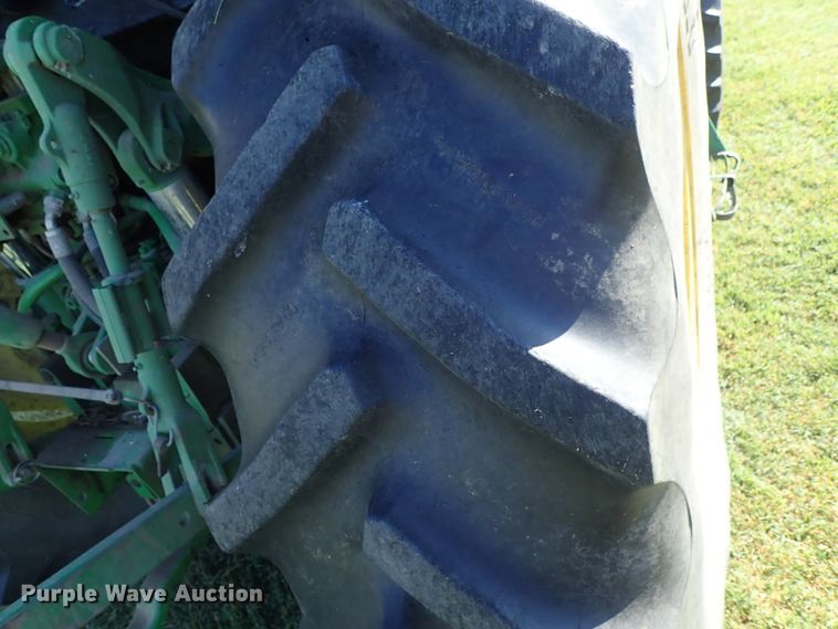 image for item DE5485 2005 John Deere 6615 MFWD tractor