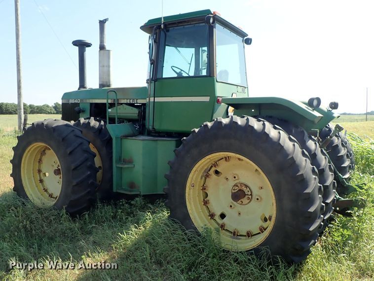 image for item DE5490 1981 John Deere 8640 4WD tractor