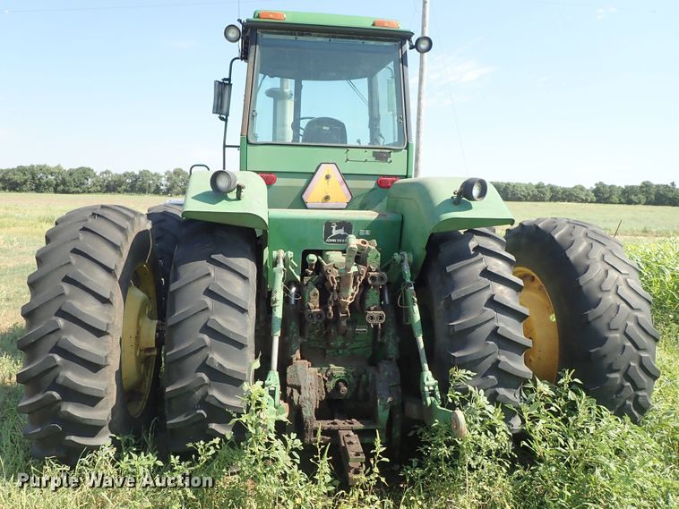 image for item DE5490 1981 John Deere 8640 4WD tractor