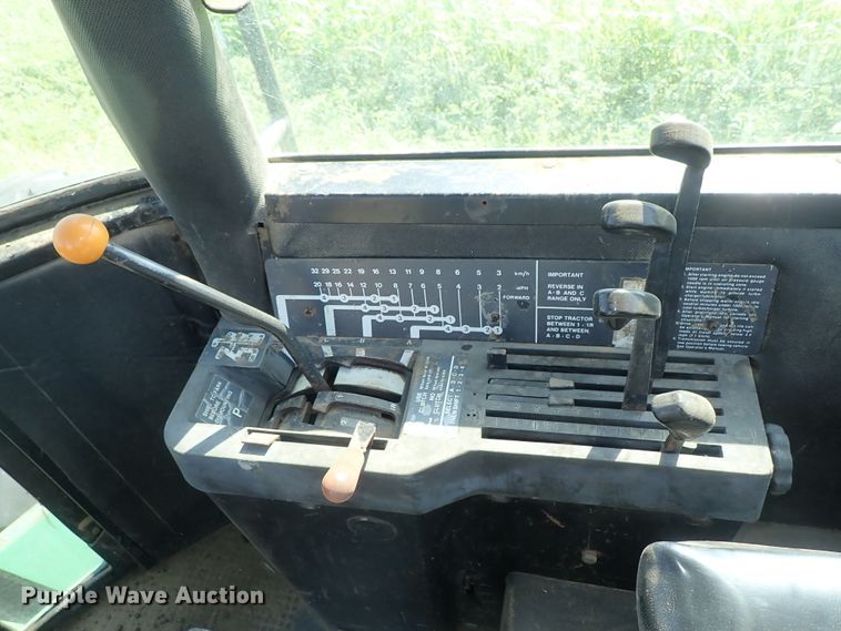 image for item DE5490 1981 John Deere 8640 4WD tractor