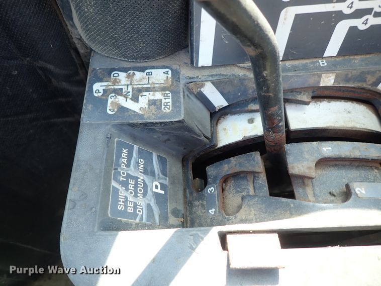 image for item DE5490 1981 John Deere 8640 4WD tractor