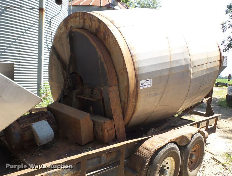 image for item DE7921 Adams fertilizer blender