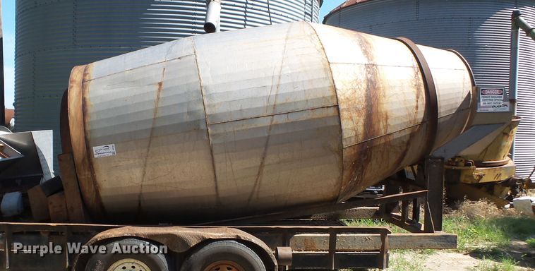 image for item DE7921 Adams fertilizer blender