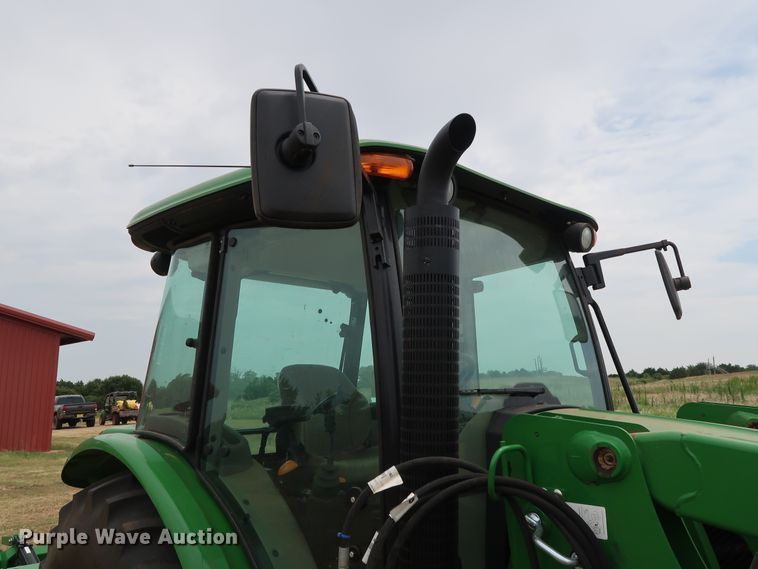 image for item DG4094 2017 John Deere 5075E MFWD tractor