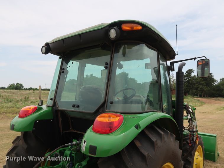 image for item DG4094 2017 John Deere 5075E MFWD tractor