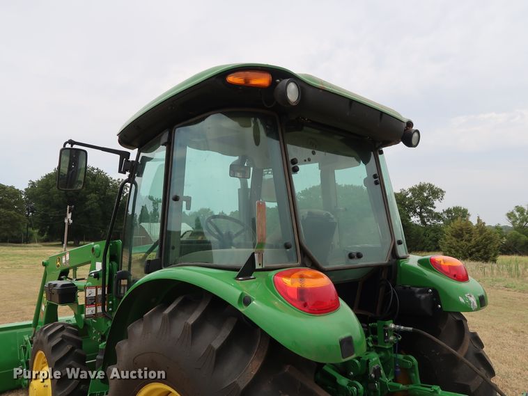 image for item DG4094 2017 John Deere 5075E MFWD tractor