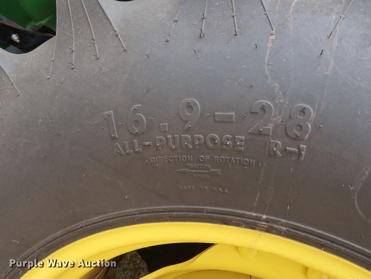 image for item DG4094 2017 John Deere 5075E MFWD tractor