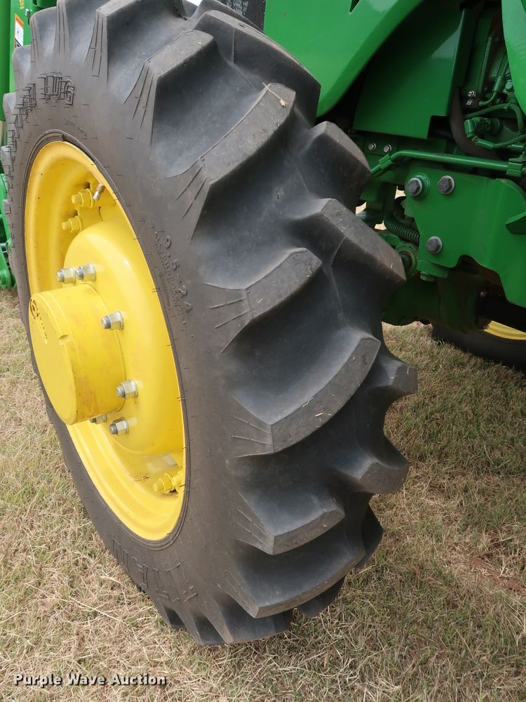 image for item DG4094 2017 John Deere 5075E MFWD tractor