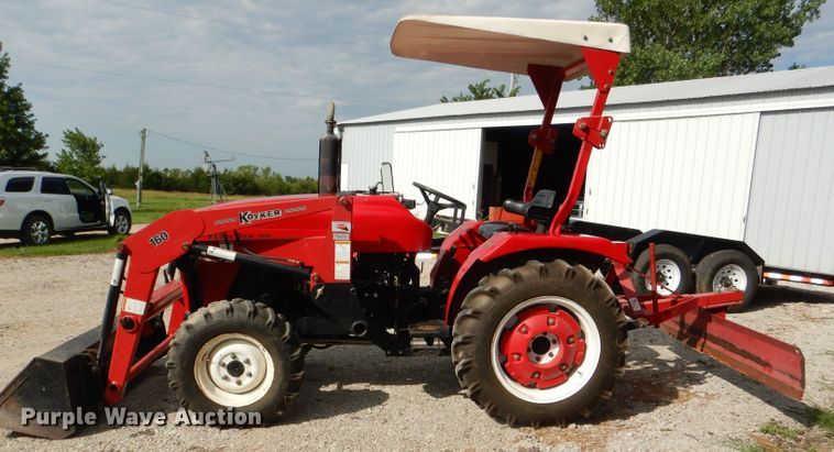 image for item DG4829 2004 Farm Pro 2430 MFWD tractor