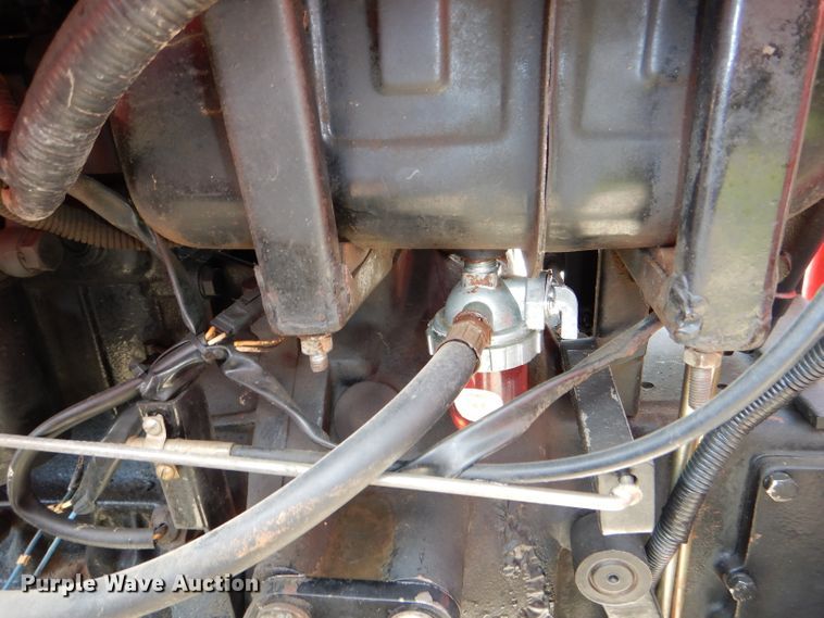 image for item DG4829 2004 Farm Pro 2430 MFWD tractor