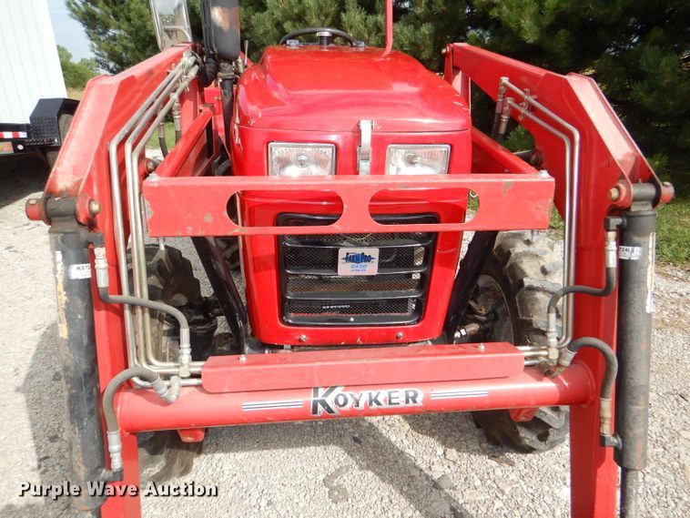 image for item DG4829 2004 Farm Pro 2430 MFWD tractor