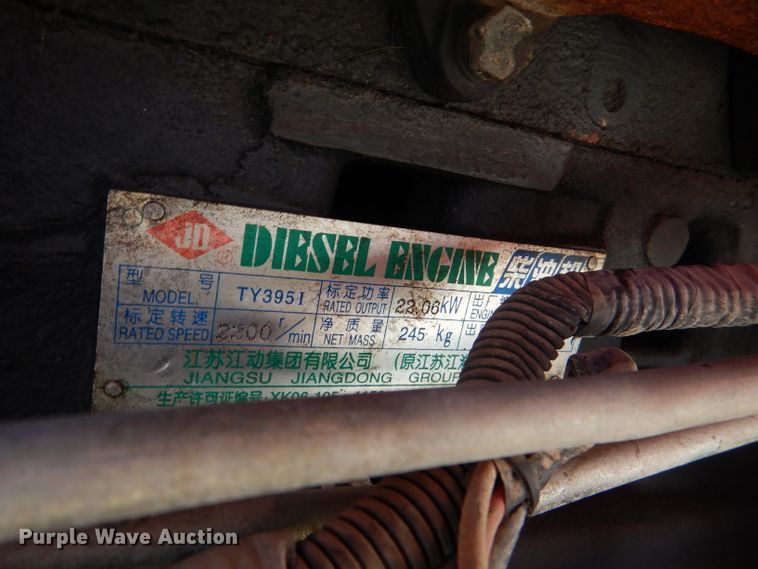 image for item DG4829 2004 Farm Pro 2430 MFWD tractor