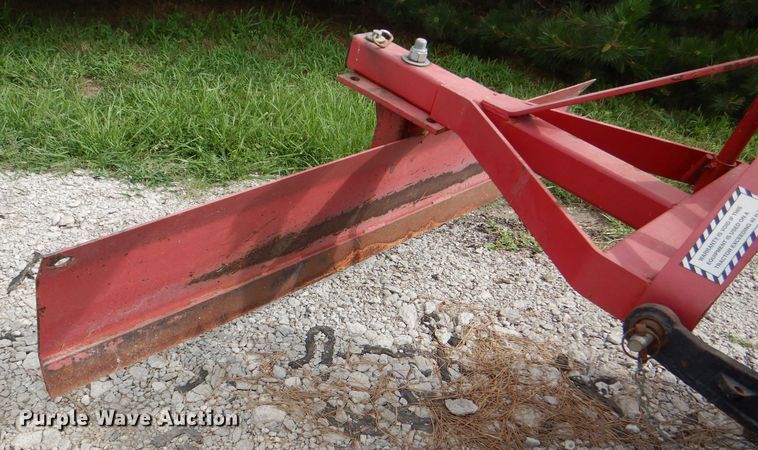 image for item DG4829 2004 Farm Pro 2430 MFWD tractor