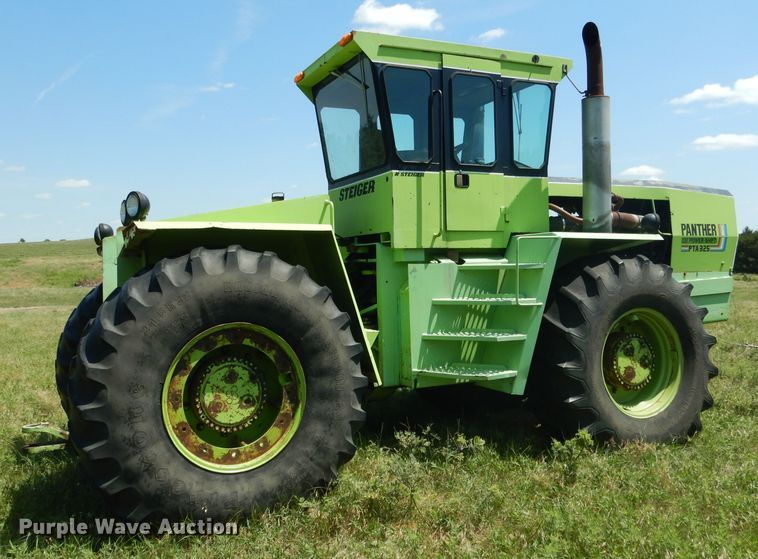 image for item DG5815 1980 Steiger Panther III PTA325 4WD tractor