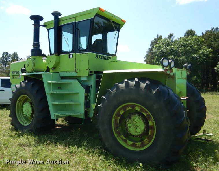 image for item DG5815 1980 Steiger Panther III PTA325 4WD tractor