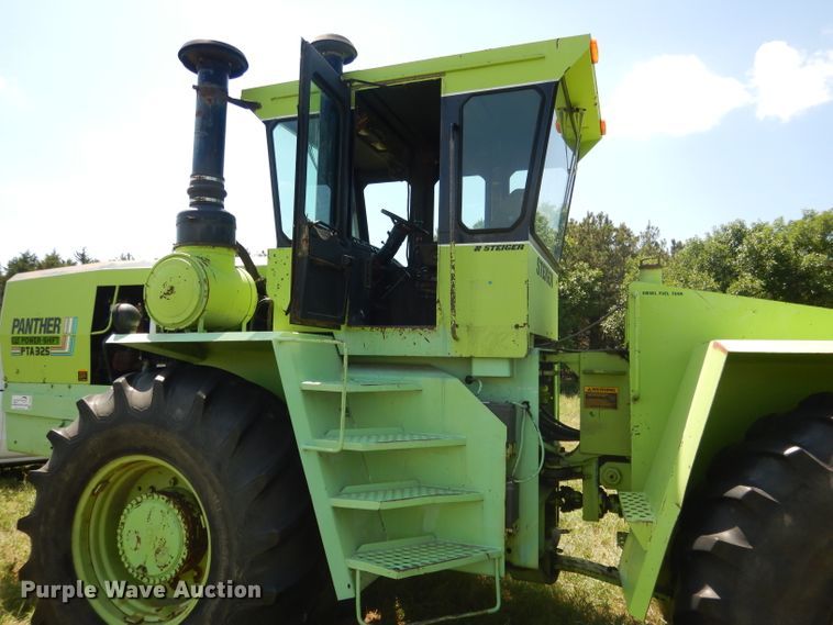 image for item DG5815 1980 Steiger Panther III PTA325 4WD tractor