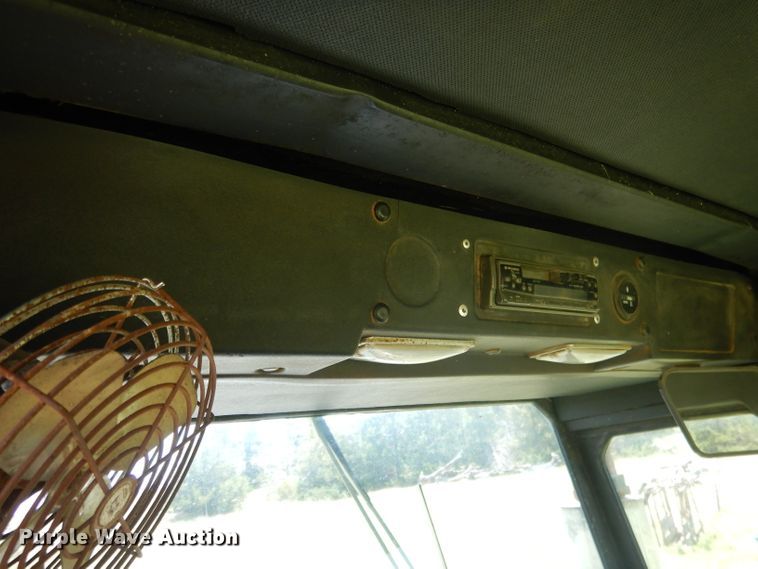 image for item DG5815 1980 Steiger Panther III PTA325 4WD tractor