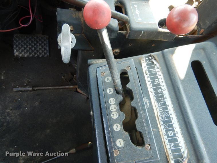 image for item DG5815 1980 Steiger Panther III PTA325 4WD tractor