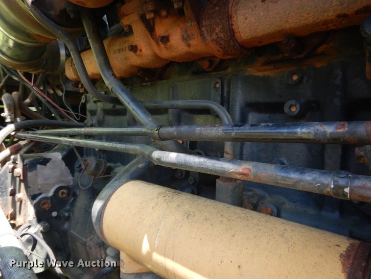 image for item DG5815 1980 Steiger Panther III PTA325 4WD tractor