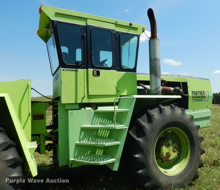 image for item DG5815 1980 Steiger Panther III PTA325 4WD tractor