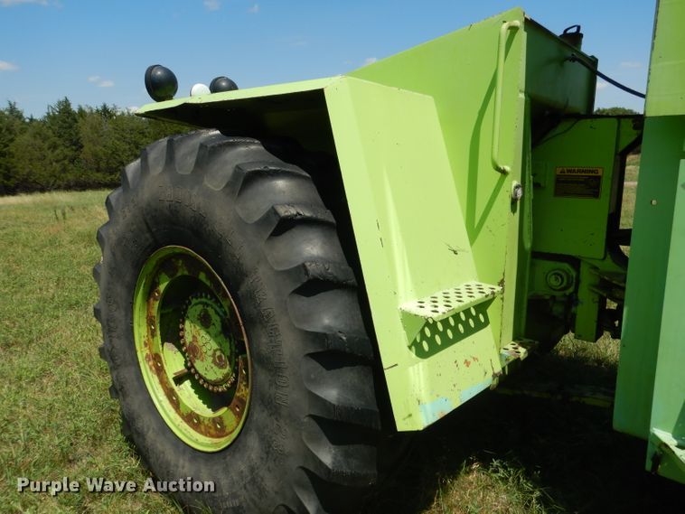 image for item DG5815 1980 Steiger Panther III PTA325 4WD tractor