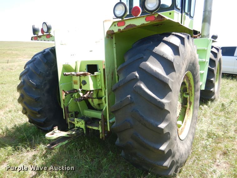 image for item DG5815 1980 Steiger Panther III PTA325 4WD tractor