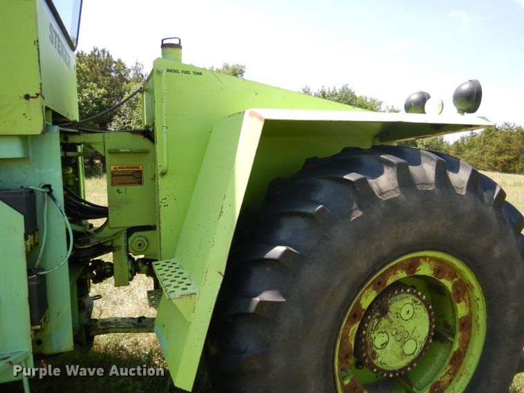 image for item DG5815 1980 Steiger Panther III PTA325 4WD tractor