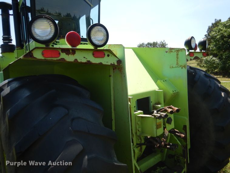 image for item DG5815 1980 Steiger Panther III PTA325 4WD tractor