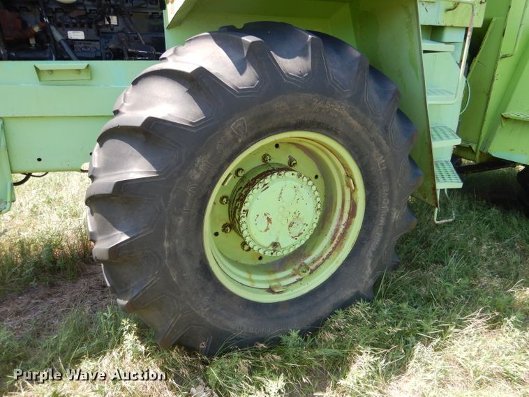 image for item DG5815 1980 Steiger Panther III PTA325 4WD tractor