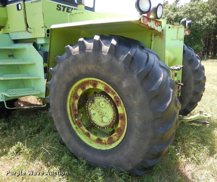 image for item DG5815 1980 Steiger Panther III PTA325 4WD tractor