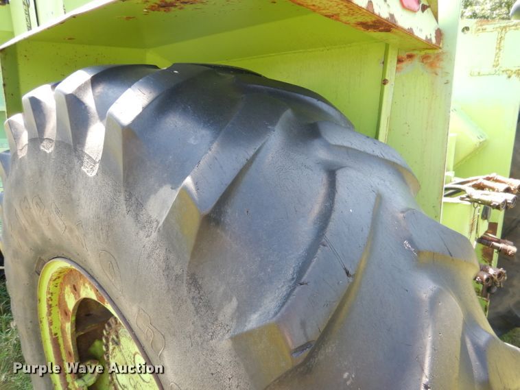 image for item DG5815 1980 Steiger Panther III PTA325 4WD tractor