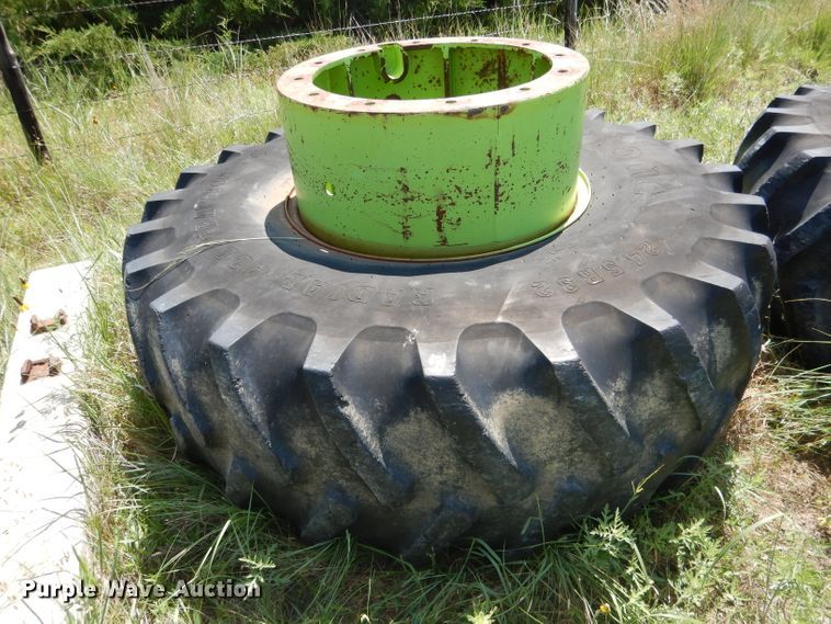 image for item DG5815 1980 Steiger Panther III PTA325 4WD tractor