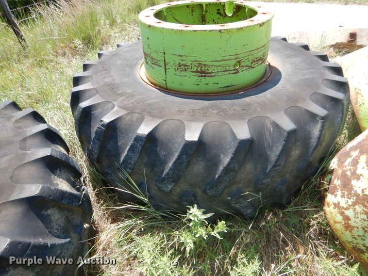 image for item DG5815 1980 Steiger Panther III PTA325 4WD tractor