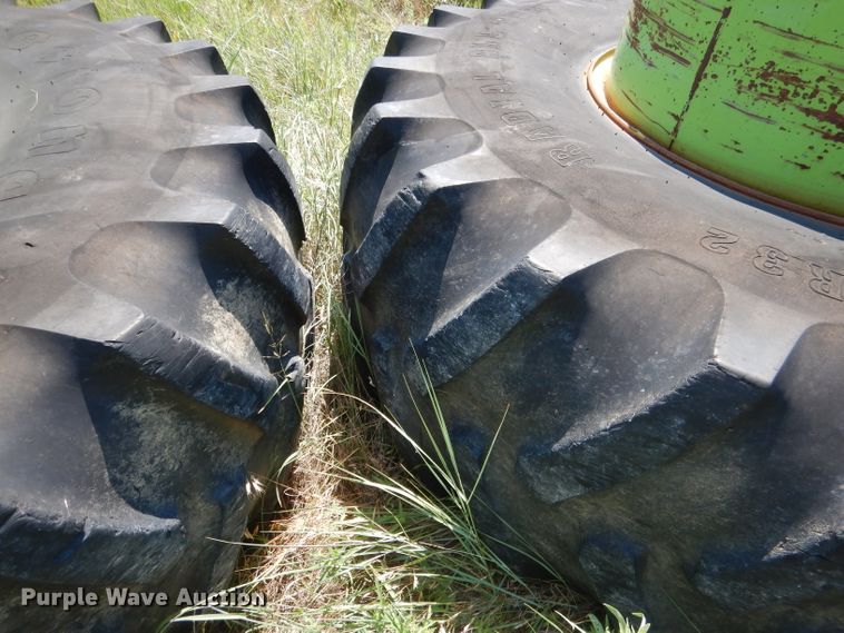 image for item DG5815 1980 Steiger Panther III PTA325 4WD tractor