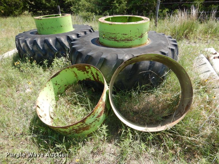 image for item DG5815 1980 Steiger Panther III PTA325 4WD tractor