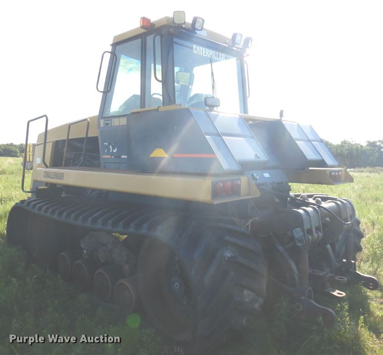 image for item DH0320 1993 Caterpillar Challenger 75C tractor