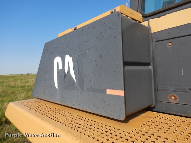 image for item DH0320 1993 Caterpillar Challenger 75C tractor