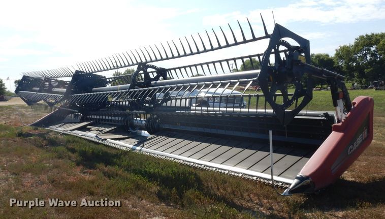 image for item DH0322 2012 Case IH 2162 draper head