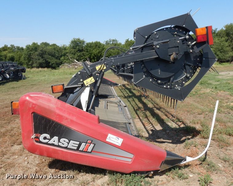 image for item DH0322 2012 Case IH 2162 draper head