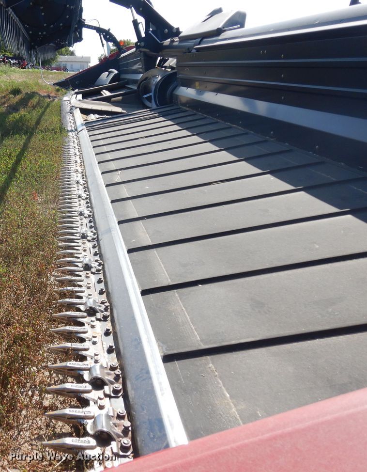 image for item DH0322 2012 Case IH 2162 draper head