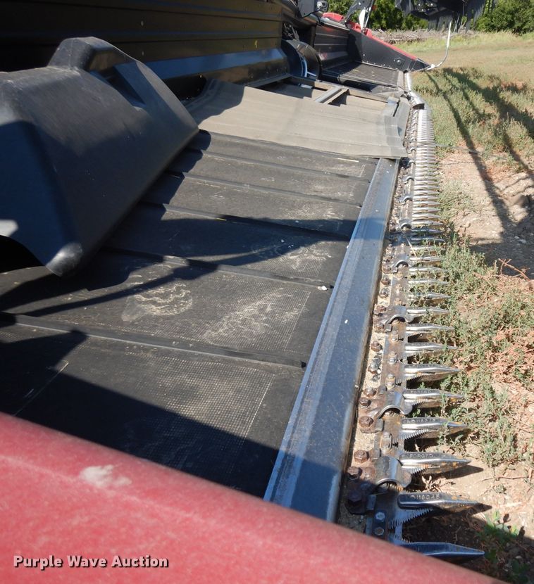 image for item DH0322 2012 Case IH 2162 draper head